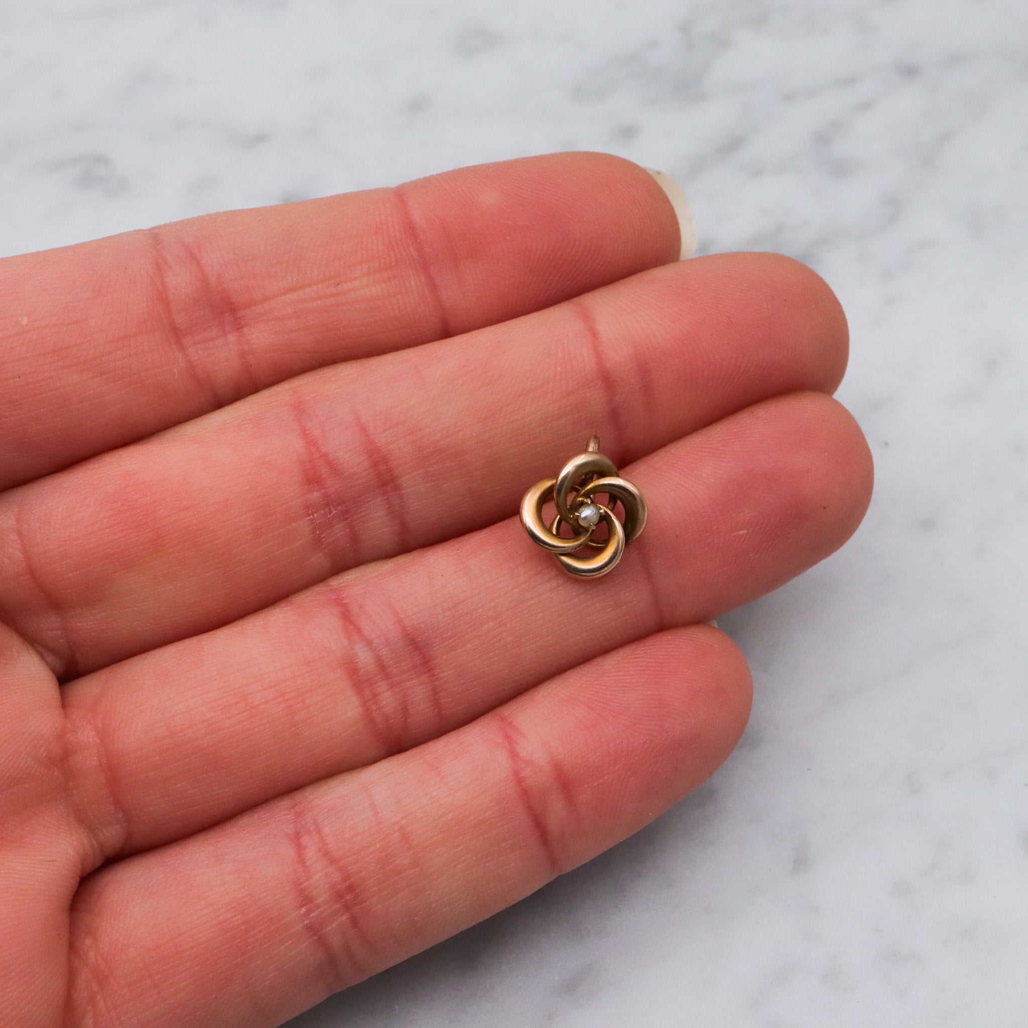 Antique Victorian 10k gold infinity love knot pearl pendant